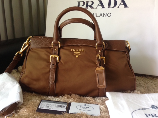 prada bauletto tessuto